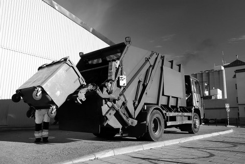 Seasonal garden waste collection in Leyton