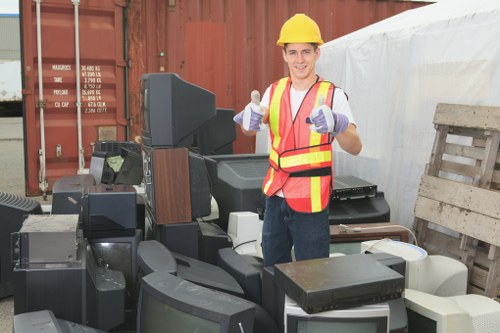 Benefits of commercial skip hire services